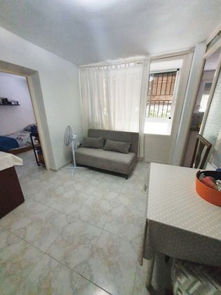 Foto 2 de Venta de piso en Vistabella de 3 habitaciones con balcón