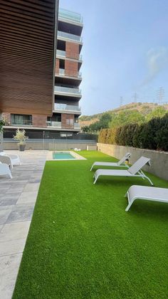 Foto 1 de Pis en venda a Finestrelles de 4 habitacions amb terrassa i piscina