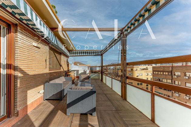 Foto 1 de Àtic en venda a Arapiles de 2 habitacions amb terrassa i balcó