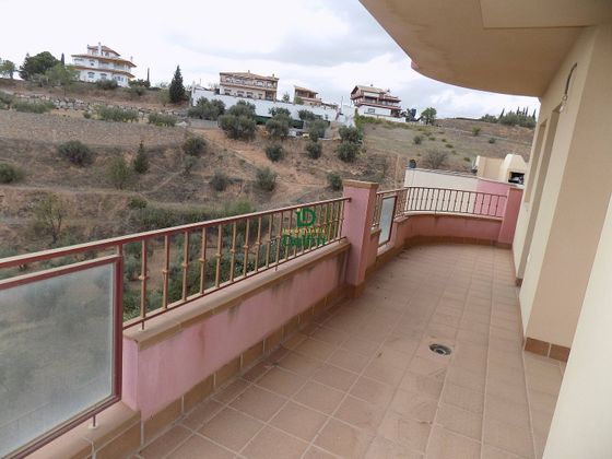 Foto 2 de Piso en venta en calle Fuente del Ciruelo de 2 habitaciones con terraza y balcón