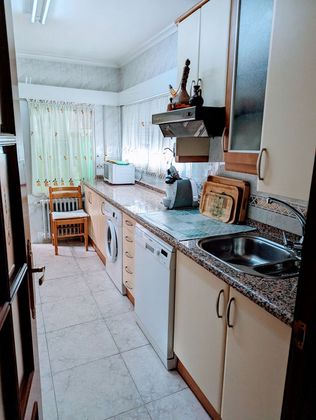 Foto 2 de Casa en venda a Pan y Guindas de 3 habitacions amb calefacció