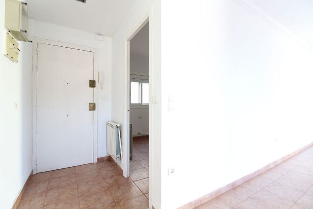 Foto 2 de Pis en venda a Eixample Sud – Migdia de 3 habitacions amb balcó i calefacció