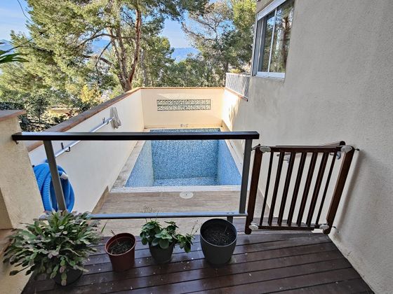 Foto 2 de Casa en venda a Velilla-Taramay de 2 habitacions amb terrassa i piscina