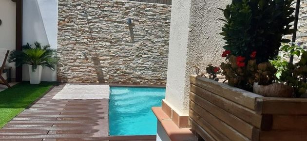 Foto 2 de Casa en venda a Alhendín de 3 habitacions amb terrassa i piscina