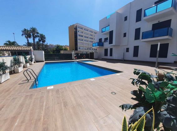 Foto 1 de Piso en venta en Nueva Torrevieja - Aguas Nuevas de 1 habitación con terraza y piscina