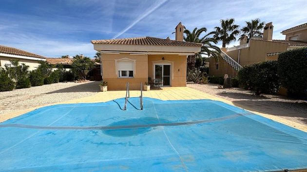 Foto 2 de Chalet en venta en El Fondo de les Neus-El Hondon de las Nieves de 2 habitaciones con terraza y piscina