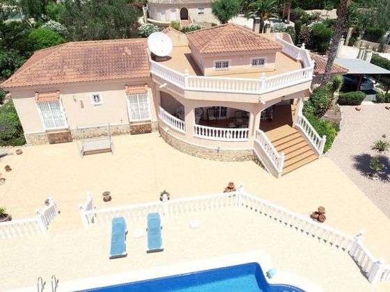 Foto 2 de Xalet en venda a Catral de 4 habitacions amb terrassa i piscina