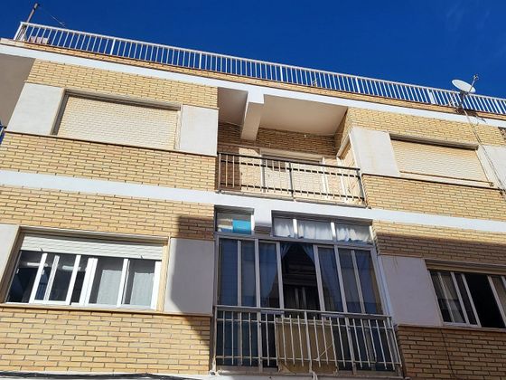 Foto 1 de Venta de piso en Santiago de la Ribera de 3 habitaciones con terraza y balcón