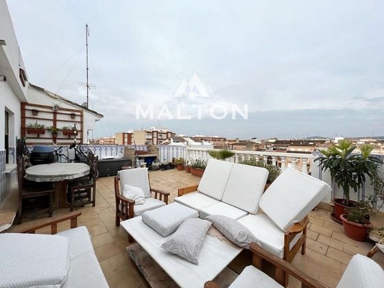 Foto 1 de Ático en venta en Zona Alta de 4 habitaciones con terraza y balcón