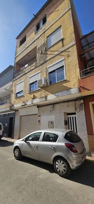 Foto 1 de Piso en venta en Ceutí de 3 habitaciones con balcón