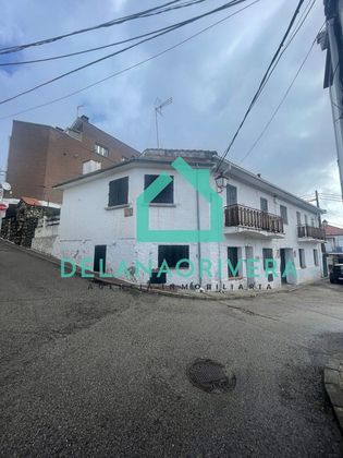 Foto 1 de Chalet en venta en Miraflores de la Sierra de 10 habitaciones con terraza y garaje