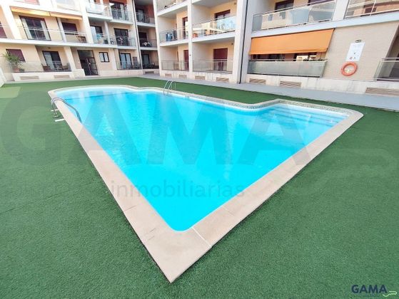 Foto 1 de Venta de piso en Polinyà de Xúquer de 1 habitación con terraza y piscina