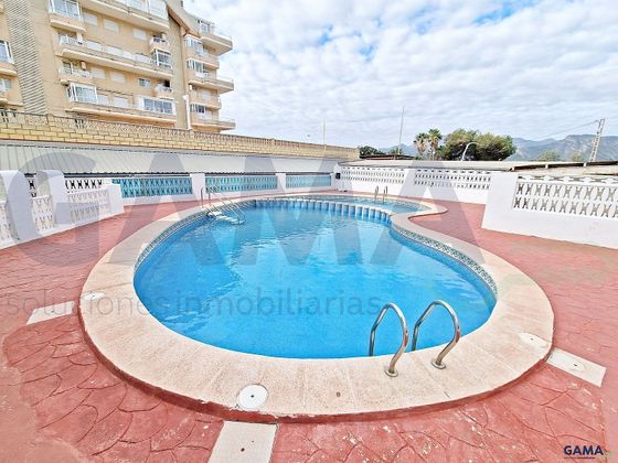 Foto 2 de Pis en lloguer a Xeraco de 2 habitacions amb terrassa i piscina