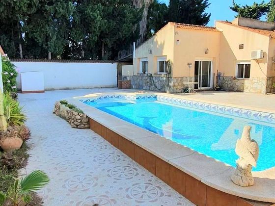 Foto 2 de Casa rural en venda a La Dorada - Rame de 3 habitacions amb terrassa i piscina