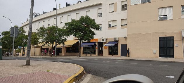 Foto 2 de Local en venda a calle Dr Villa Díaz de 92 m²