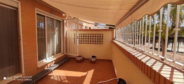 Foto 2 de Venta de casa en Centro - Bétera de 4 habitaciones con terraza y garaje