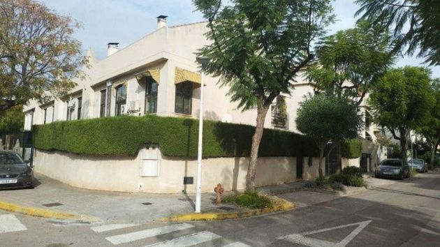 Foto 1 de Casa en venda a Picanya de 4 habitacions amb terrassa i piscina