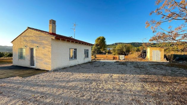 Foto 1 de Casa rural en venta en Benigánim de 2 habitaciones con jardín