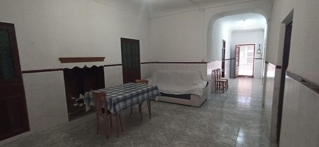 Foto 2 de Casa rural en venta en Jumilla de 2 habitaciones con calefacción