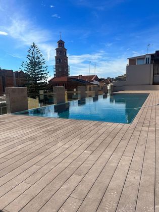 Foto 1 de Dúplex en venda a calle De Barcelona de 3 habitacions amb terrassa i piscina