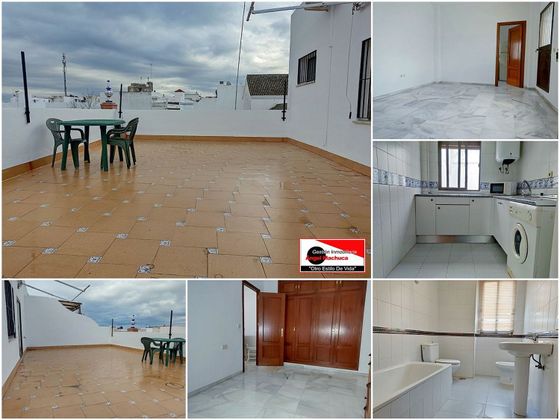 Foto 1 de Àtic en venda a Sanlúcar la Mayor de 2 habitacions amb terrassa i aire acondicionat