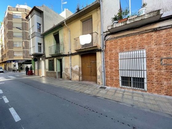 Foto 2 de Casa en venda a Centro - Castellón de la Plana de 3 habitacions amb balcó