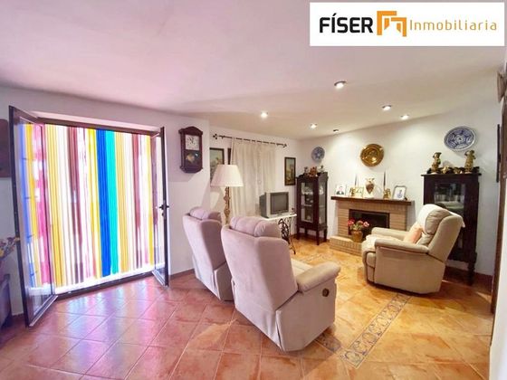 Foto 1 de Casa en venda a Valencia del Ventoso de 3 habitacions amb terrassa i garatge