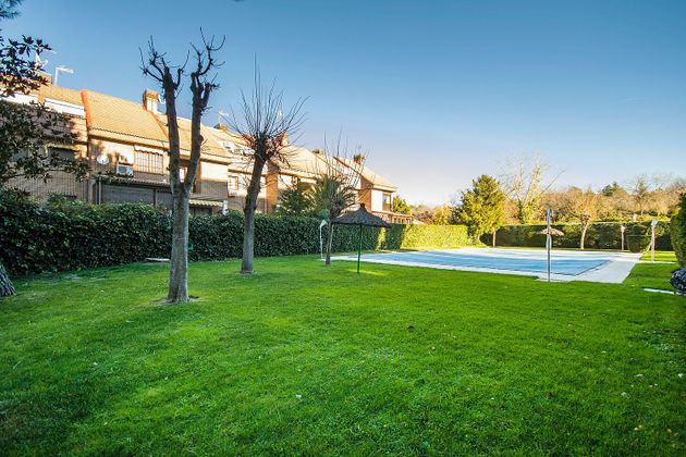 Foto 1 de Casa en venta en El Burgo de 5 habitaciones con terraza y piscina