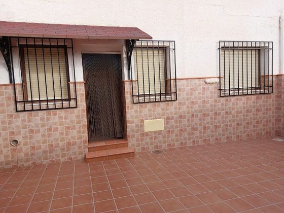Foto 2 de Casa en venda a calle El Salmerón de 2 habitacions amb terrassa