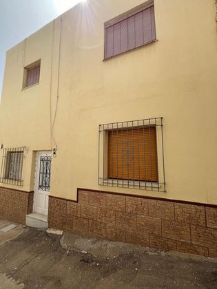 Foto 2 de Venta de casa en calle La Loma de 5 habitaciones y 150 m²