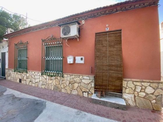 Foto 1 de Casa en venta en El Progreso de 3 habitaciones con piscina y garaje