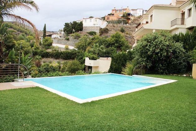 Foto 2 de Venta de casa adosada en paseo De Cotobro de 2 habitaciones con terraza y piscina