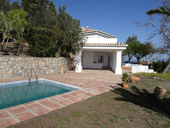 Foto 1 de Casa en venda a La Herradura de 7 habitacions amb terrassa i piscina