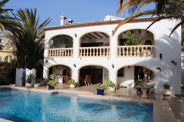 Foto 1 de Xalet en venda a Benitachell/Poble Nou de Benitatxell (el) de 5 habitacions amb terrassa i piscina