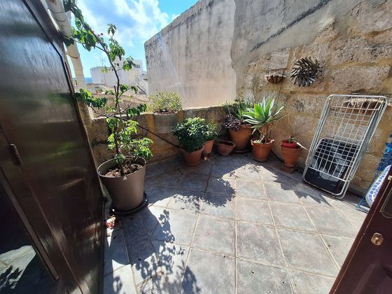 Foto 2 de Casa adossada en venda a Casco Antiguo de 3 habitacions amb terrassa i balcó