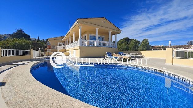 Foto 1 de Chalet en venta en Las Atalayas - Urmi - Cerro Mar de 4 habitaciones con terraza y piscina