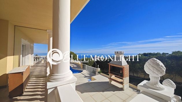 Foto 1 de Chalet en venta en Las Atalayas - Urmi - Cerro Mar de 4 habitaciones con terraza y piscina