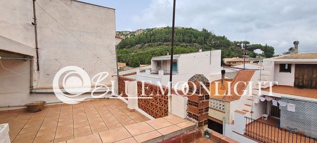 Foto 1 de Casa en venda a Cervera del Maestre de 3 habitacions amb terrassa