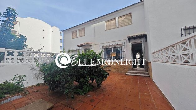 Foto 2 de Casa en venda a avenida De Catalunya de 3 habitacions amb terrassa i balcó