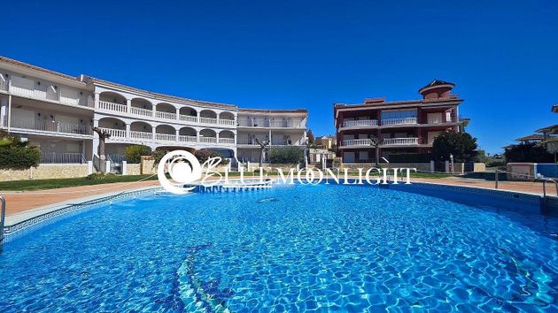 Foto 2 de Àtic en venda a Costa sur de 2 habitacions amb terrassa i piscina