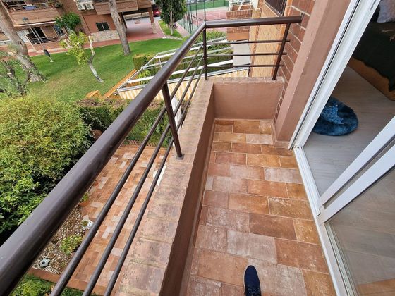 Foto 2 de Casa adossada en venda a Cabo de las Huertas de 3 habitacions amb terrassa i piscina