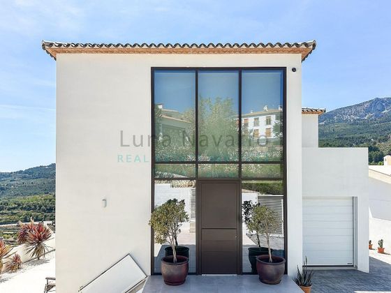 Foto 2 de Xalet en venda a Guadalest de 4 habitacions amb terrassa i jardí
