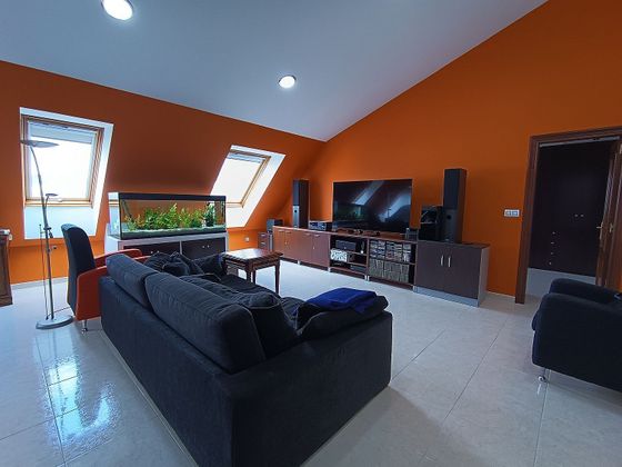 Foto 1 de Dúplex en venda a A Gándara de 2 habitacions amb garatge i calefacció