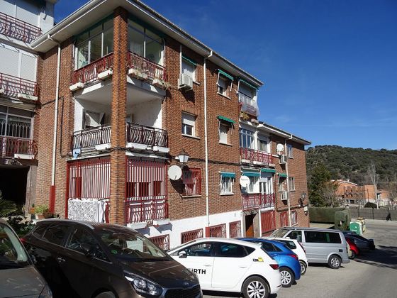 Foto 2 de Venta de piso en calle Residencial Guadalix de 3 habitaciones con terraza y piscina