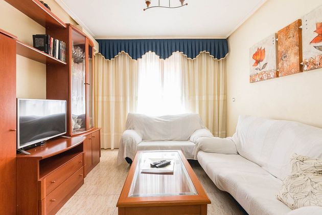 Foto 2 de Pis en venda a Torreagüera de 3 habitacions amb garatge i aire acondicionat