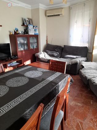 Foto 2 de Piso en venta en San Pablo - Santa Teresa de 3 habitaciones con garaje y aire acondicionado