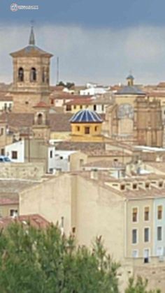 Foto 1 de Casa en venta en Chinchilla de Monte-Aragón de 9 habitaciones con terraza y balcón