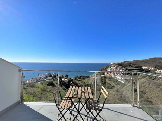 Foto 1 de Àtic en venda a Chaparil - Torrecilla de 3 habitacions amb terrassa i piscina