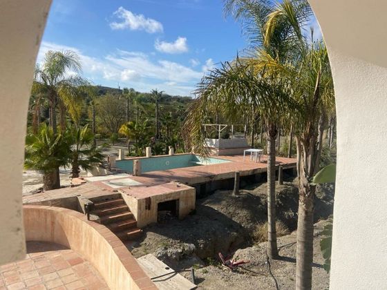 Foto 1 de Venta de casa rural en Caleta de Vélez de 15 habitaciones con piscina y jardín