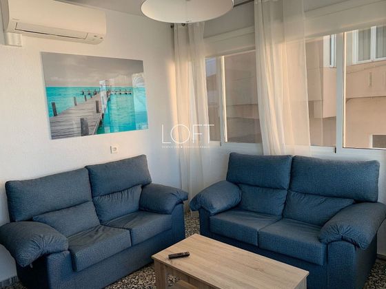 Foto 1 de Pis en lloguer a Ciudad Jardín - Tagarete - El Zapillo de 2 habitacions amb mobles i aire acondicionat
